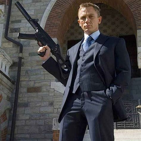 casino royale suit